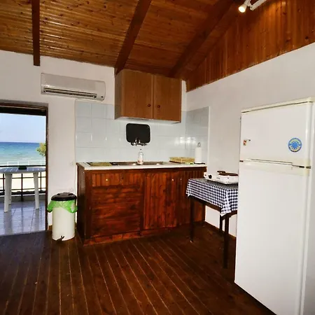 Oasis Beachfront Studios & Apartments, By Zantewize Alykanas  Extérieur photo